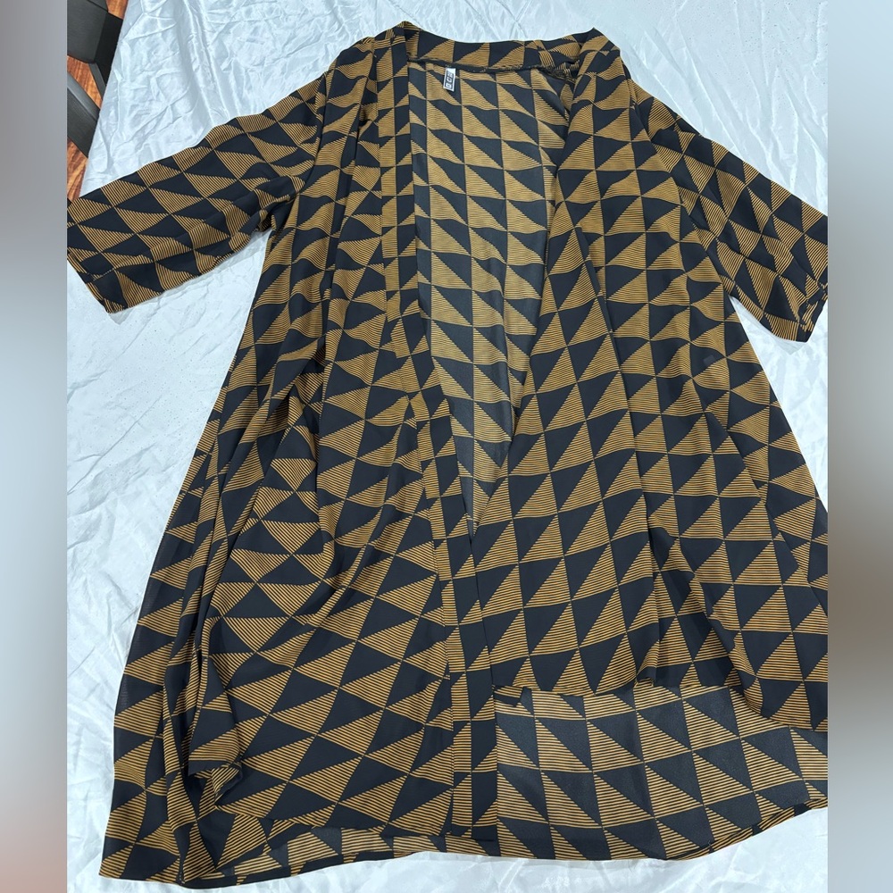 black and brown cover up from Hawaii Finest